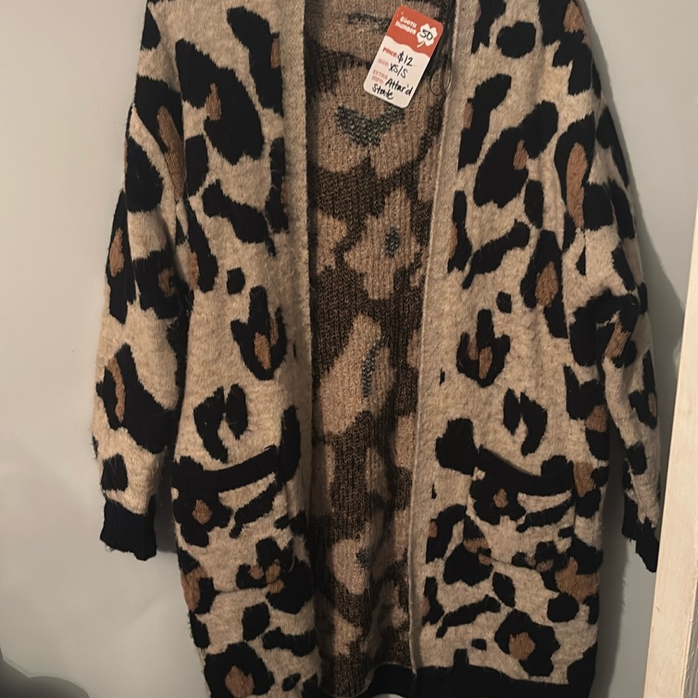 Altar’d State leopard cardigan. Size XS/S